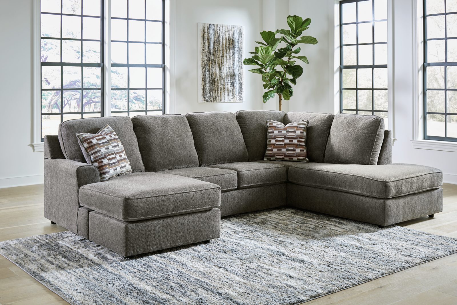 O'Phannon - 2-Piece Double Chaise Sectional - Putty, beige
